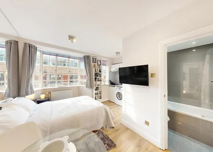 Chelsea Executive Apartment